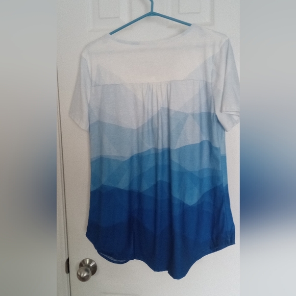 NWT Ladies Top - Picture 7 of 7